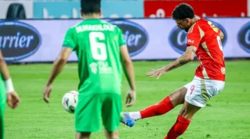 الأهلي يتصدر الدوري المصري مؤقتاً