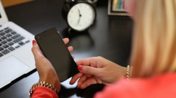 انقطاع واسع في خدمات الهاتف والإنترنت يضرب إسبانيا