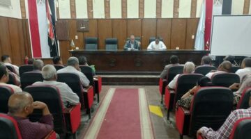 محافظ أسيوط يوجه بتعظيم الاستفادة من إمكانيات التعليم الفني