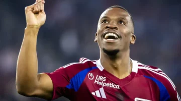بعد مراوغة خوسيه ريفيرو لنادي الزمالك.. تصرف مدهش من ديريك كوتيسا – الجريدة