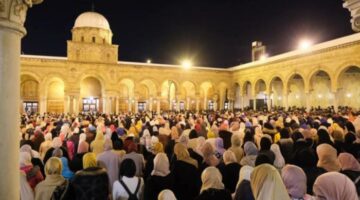 أجواء تونسية استثنائية في «ليلة النص» من رمضان.. تقاليد متوراثة