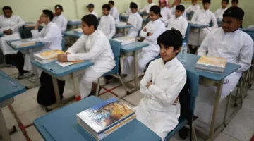 الطلبة بدأوا السروح رسمي .. التعليم عاجل بدء اختبارات منتصف الفصل الدراسي الثالث 2025 امتحانات فورية