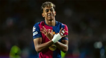 متجاهلًا هانز فليك.. لامين يامال يختار أفضل لاعبين ومدرب في دوري أبطال أوروبا