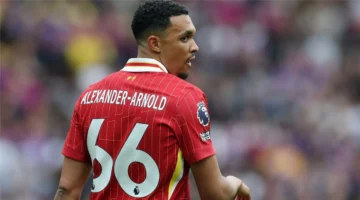 الكشف عن رقم قميص ألكسندر أرنولد مع ريال مدريد