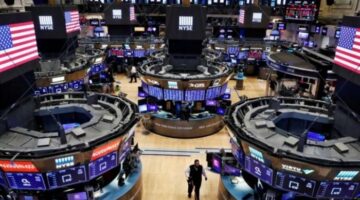 مؤشرات وول ستريت تتكبد خسائر تحت وطأة توترات الشرق الأوسط