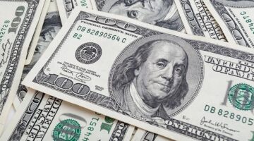 استقرار سعر الدولار أمام الجنيه المصري اليوم.. و50.87 أعلى سعر للبيع