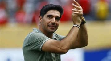 “3 كلمات”.. مدرب بالميراس يوضح سر الفوز على بوتافوجو في كأس العالم للأندية