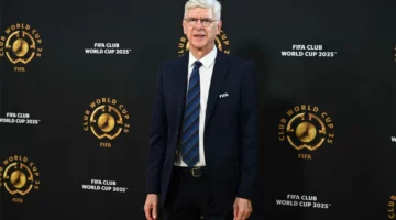 لولاه لما تأهل فريقه.. فينجر يختار اللاعب الأكثر تأثيرًا في كأس العالم للأندية