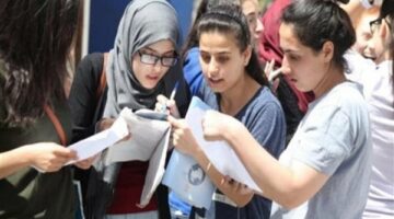 طلاب النظام القديم يؤدون التفاضل والتكامل.. امتحانات خاصة للمكفوفين وSTEM غدًا