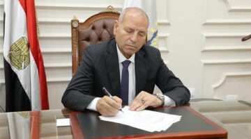عاجل| محافظ القاهرة يعتمد تنسيق القبول بالصف الأول الثانوي ⁩