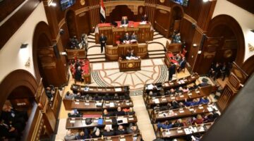 جودة المعلمين.. دراسة أمام مجلس الشيوخ لإصلاح كليات التربية للارتقاء بجودة المعلمين.. وإعادة هيكلة وإنشاء مجلس وطني لإعداد المعلم.. تصميم برامج تجمع بين الجانب التربوى والاحتياجات الخاصة بالمجتمع