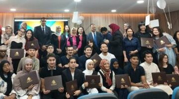 التعليم العالى: “الوافدين” تنظم احتفالية تخرج لطلاب المركز الثقافى المصرى