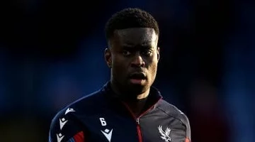 لاعب كريستال بالاس يضع شرطا للانضمام إلى ليفربول