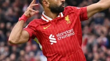 محمد صلاح وفان دايك يتصدران قائمة أعلى رواتب لاعبي ليفربول للموسم 2025-2026