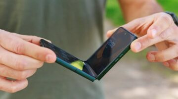 قائمة بأبرز هواتف موتورولا التي ستحصل على تحديث أندرويد 16
