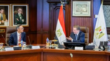 محافظ البنك المركزي المصري يلتقي رئيس البنك الصناعي والتجاري الصيني لبحث التعاون المشترك