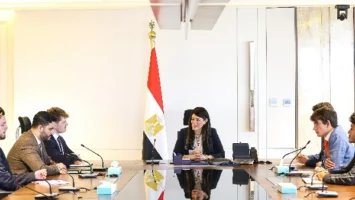 فتح قنوات تواصل مع طلاب كبرى الجامعات البريطانية للتعريف بتطورات مصر الاقتصادية