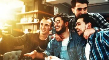 الأبراج التي تجد صعوبة في كتمان الأسرار