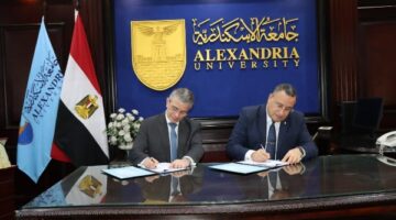 تعاون بين مصلحة الجمارك وجامعة الإسكندرية لتعزيز الاستثمار في التنمية البشرية