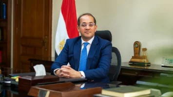 فاضل أيام | وزير المالية يزف بشرى للموظفين