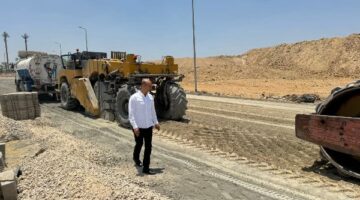 رئيس جهاز القاهرة الجديدة يتفقد أعمال تطوير محور التسعين الشمالي