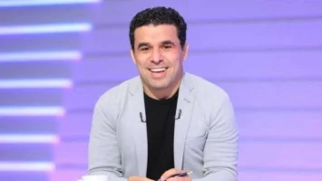 مش بتحب الفلوس.. تعليق ساخر من خالد الغندور على تصريحات زيزو