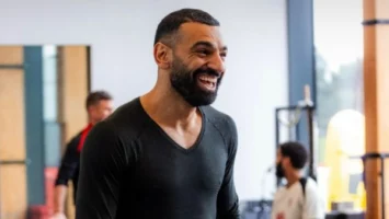 محمد صلاح يخطف الأنظار بلياقته البدنية في أحدث ظهور