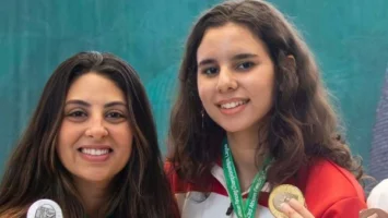 منتخب مصر يتوج بذهبية بطولة إفريقيا لسلاح السيف سيدات