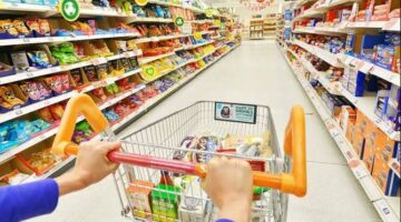 أسعار البيض والألبان تنخفض بشكل ملحوظ