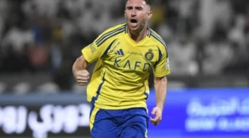 ثلاثي النصر يطرق أبواب الرحيل