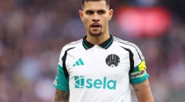نجم نيوكاسل يرفض عرض الهلال ويفضل البقاء في أوروبا
