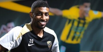 الاتحاد يجدّد عقد أحمد شراحيلي حتى 2028