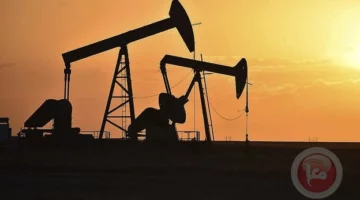 ارتفاع أسعار النفط وانخفاض الدولار