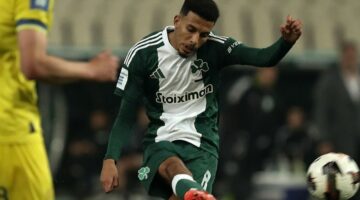 هل يتحقق حلم المغربي أوناحي بالانتقال إلى الدوري الإنجليزي؟