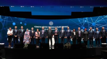 الرئيس أردوغان يشارك في قمة تركيا لتقنيات التعليم