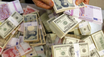 اسعار العملات الأجنبية والعربية تتراجع واليورو يسجل 56.53 جنيها