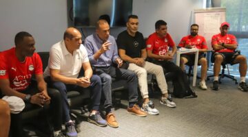 عزام ونبيل والحضري يجتمعون بلاعبي المنتخب الوطني تحت 17 عاما – الجريدة