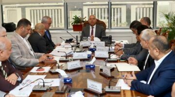 كامل الوزير يبحث مع “ألستوم” الفرنسية مستجدات الخط السادس للمترو ومجمع برج العرب الصناعي