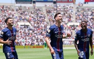 صراع بين مانشستر يونايتد والنصر على التعاقد مع فابيان رويز